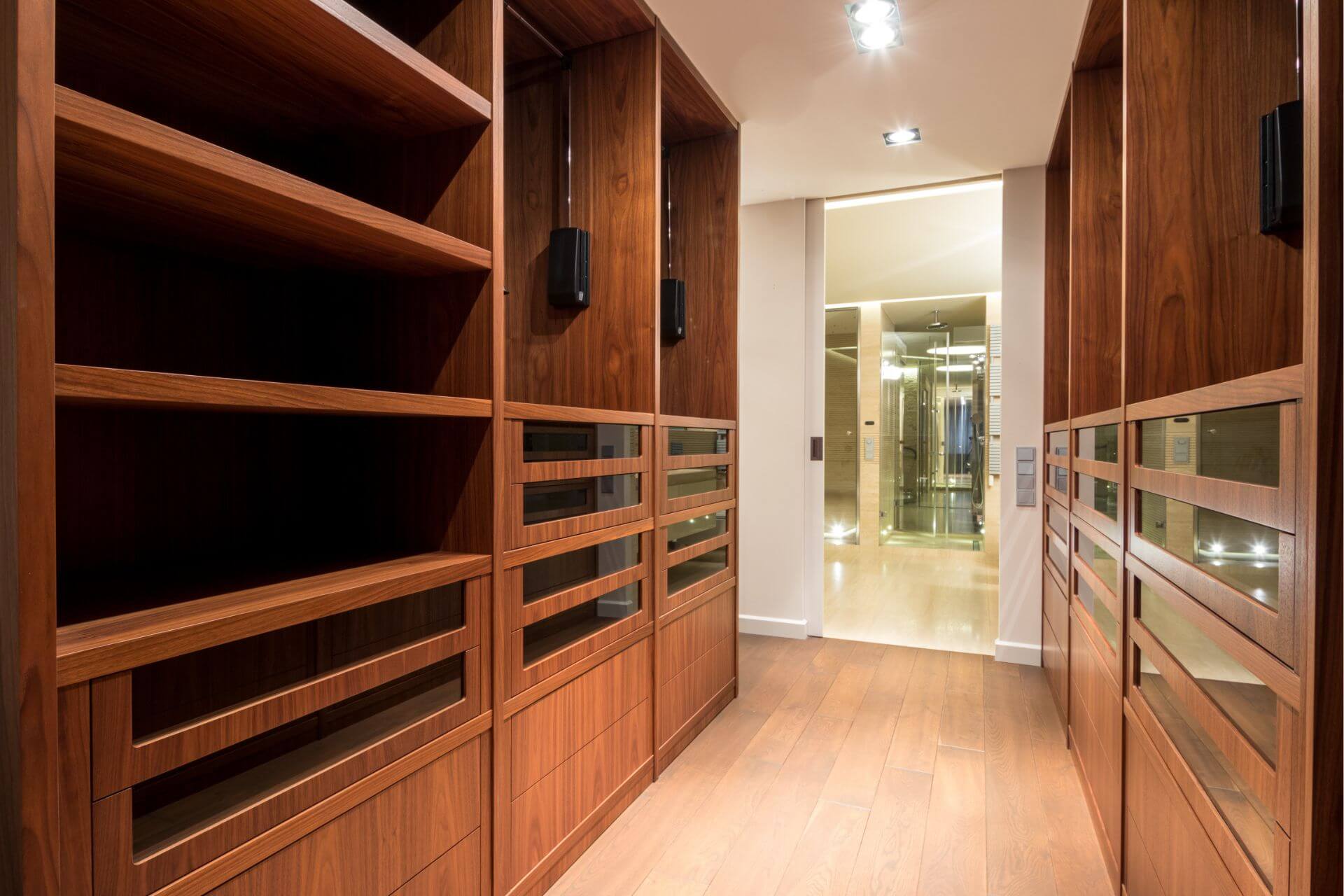 Produkcja mebli, schodów i podłóg Premium | SG Projekt